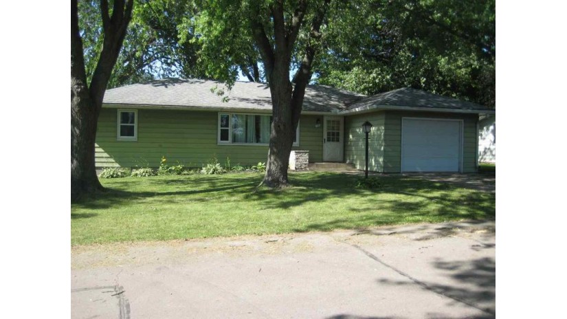 104 Fairview Ct Fairwater, WI 53931 by Century 21 Properties Unlimited $94,900