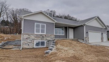 357 Whitetail Way, Deerfield, WI 53531