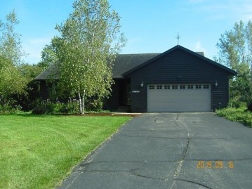 8145 Stagecoach Rd, Cross Plains, WI 53528