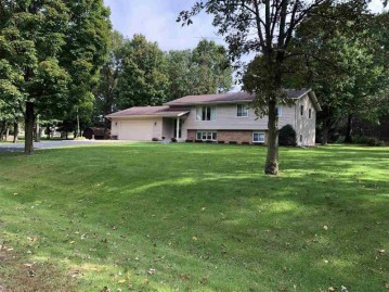 5980 N Lilly Ln, Harmony, WI 53563