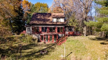 N2204 220th St, Elmwood, WI 54740