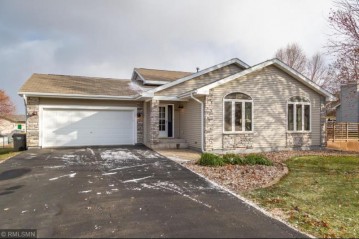 940 Eulaine Cir, Hammond, WI 54015