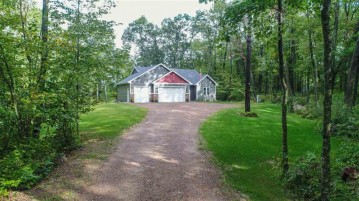 N7979 County Road G, Iola, WI 54945