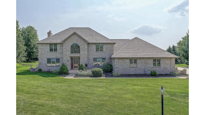 9330 42nd Ave Pleasant Prairie, WI 53158 by JW Real Estate Group $585,000