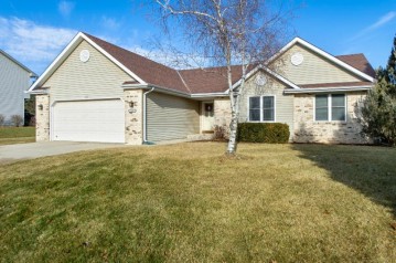 180 11th Ave, Union Grove, WI 53182