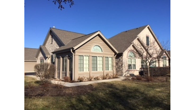 N69W15477 Macallan Ct Menomonee Falls, WI 53051 by Shorewest Realtors $329,900