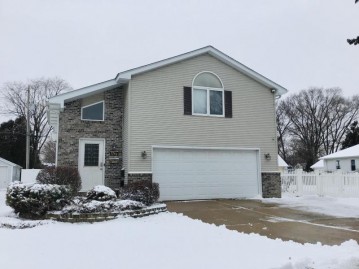 7740 29th Ave, Kenosha, WI 53143-5628