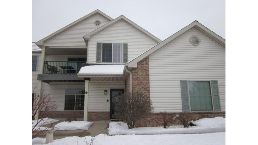 104 Pheasant Run A Johnson Creek, WI 53038 by Famous Homes Realty $169,900