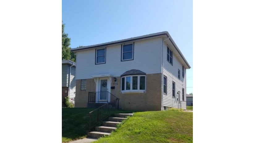 3332 S Burrell St 3332A Milwaukee, WI 53207 by Coldwell Banker HomeSale Realty - Franklin $215,000