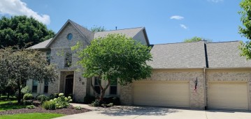 1424 Country Club Ln, Watertown, WI 53098-4345