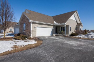 635 Darcy Ln, Whitewater, WI 53190