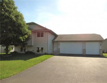 30881 Reflection Avenue, Shafer, MN 55074