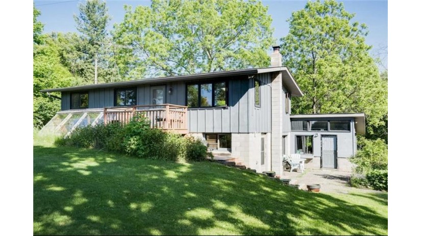 19906 Lawrence Creek Road Shafer, MN 55074 by Re/Max Synergy/Osceola $170,000