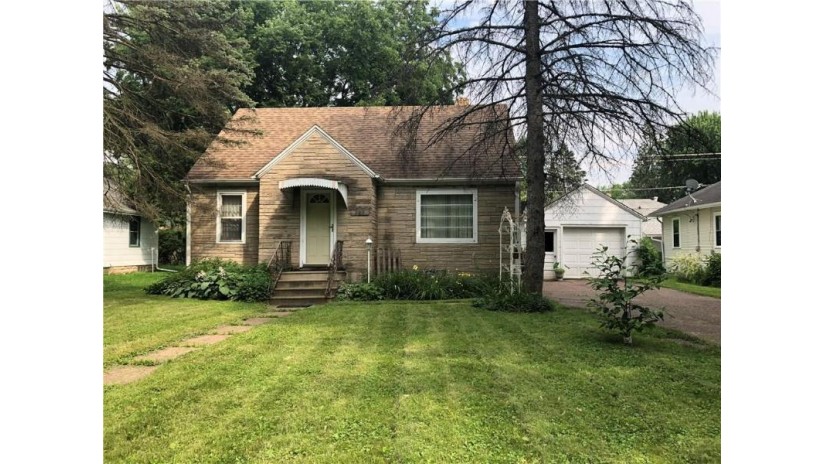 227 Ferry Street Eau Claire, WI 54703 by Re/Max Affiliates $129,900