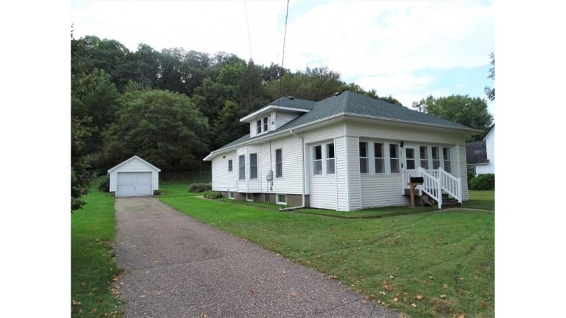 407 West Prospect Street Durand, WI 54736 by Prime Realty Llc $119,900