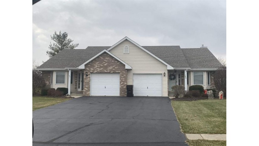 410 S Sunbeam Court Stillman Valley, IL 61084 by Re/Max Of Rock Valley $189,900