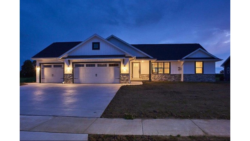 1257 Mountain Bay Drive Pulaski, WI 54162 by Shorewest Realtors $274,900