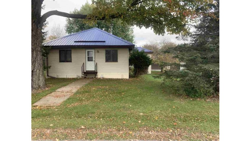 107 W Railroad Street Bowler, WI 54416 by Coldwell Banker Real Estate Group $92,900