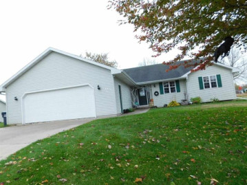 692 Muenster Lane, Seymour, WI 54165-1351