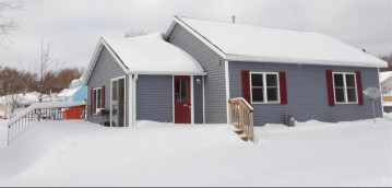 801 Fritzie Avenue, Crivitz, WI 54114