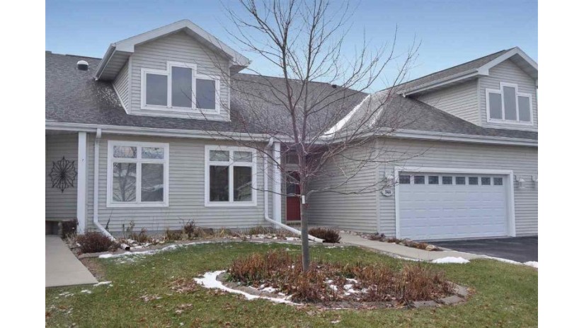 344 Southlake Circle Fond Du Lac, WI 54935 by Klapperich Real Estate, Inc. $239,500