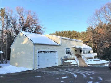 N6934 Woods Lane, Wescott, WI 54166-4007