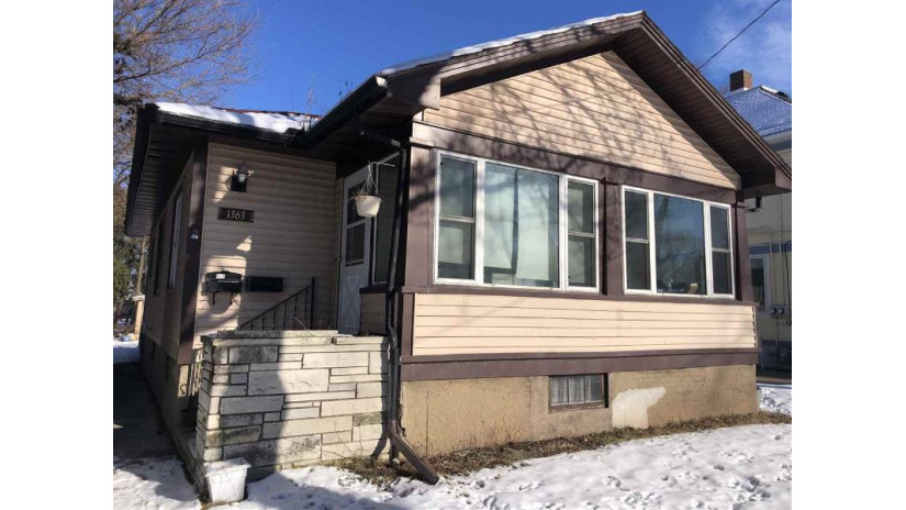 1363 Doty Street Green Bay, WI 54301 by RE/MAX Heritage $39,900