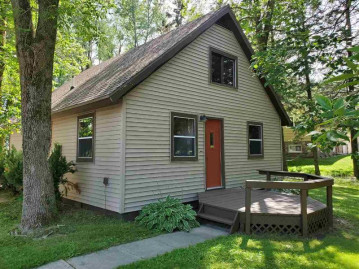 W6711 Homewood Avenue, Wescott, WI 54166-5311