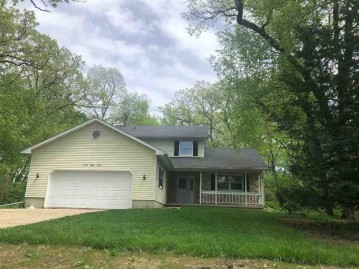 2890 Skycrest Cir, Pleasant Springs, WI 53589