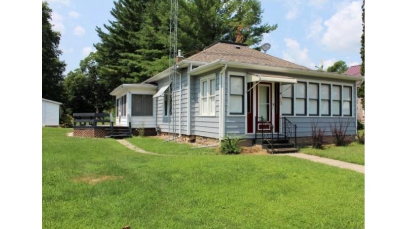 409 S Main St Westfield, WI 53964 by Century 21 Affiliated $79,900