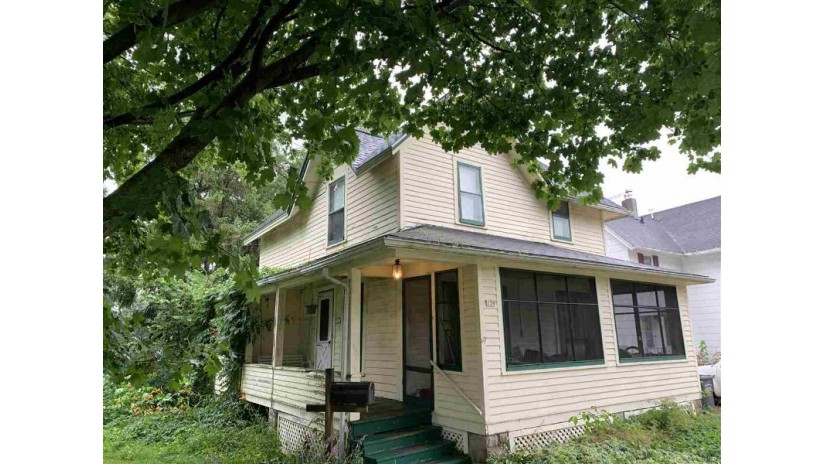 139 W School St Columbus, WI 53925 by Exp Realty, Llc $89,900