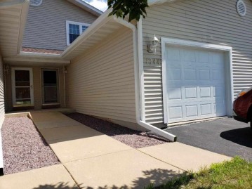 1344 Silver Dr, Baraboo, WI 53913