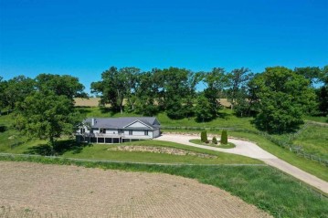 2993 County Road P, Springdale, WI 53572