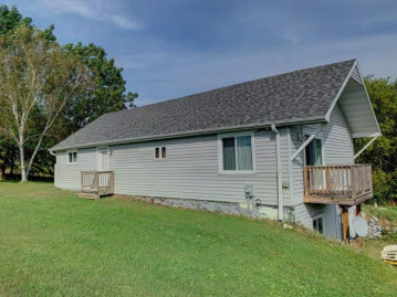 N7632 Larson Rd, Scott, WI 53923