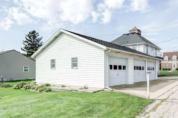 113 S Beebe St, Marshall, WI 53559