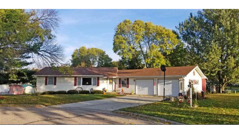 515 W Florence St Livingston, WI 53554 by Platteville Realty Llc $155,000