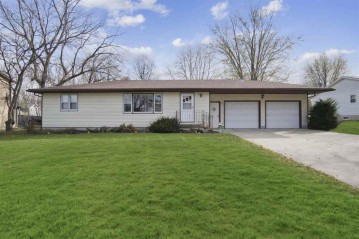 438 Hubbell St, Marshall, WI 53559