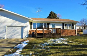 106 25th Ave, Monroe, WI 53566