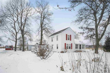 6811 E County Road A, Harmony, WI 53546