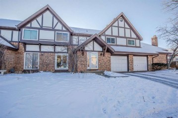 1212 N Gammon Rd, Middleton, WI 53562