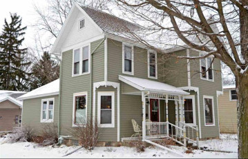 319 W Main St, Marshall, WI 53559