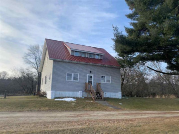 S636 Kalepp Rd, La Valle, WI 53968