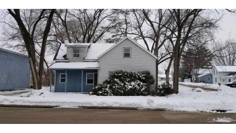 517 Oak St Arena, WI 53503 by Mode Realty Network $60,000