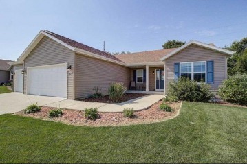 877 Stonefield Dr, Edgerton, WI 53534