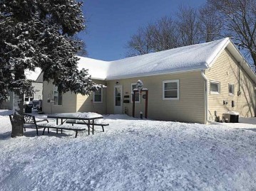 465 S Central Ave, Richland Center, WI 53581
