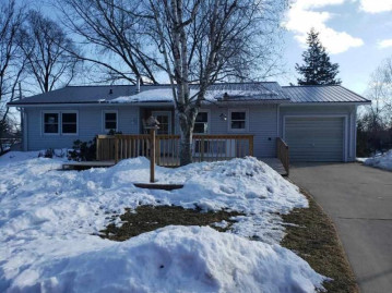 310 Tyler Ave, West Baraboo, WI 53913