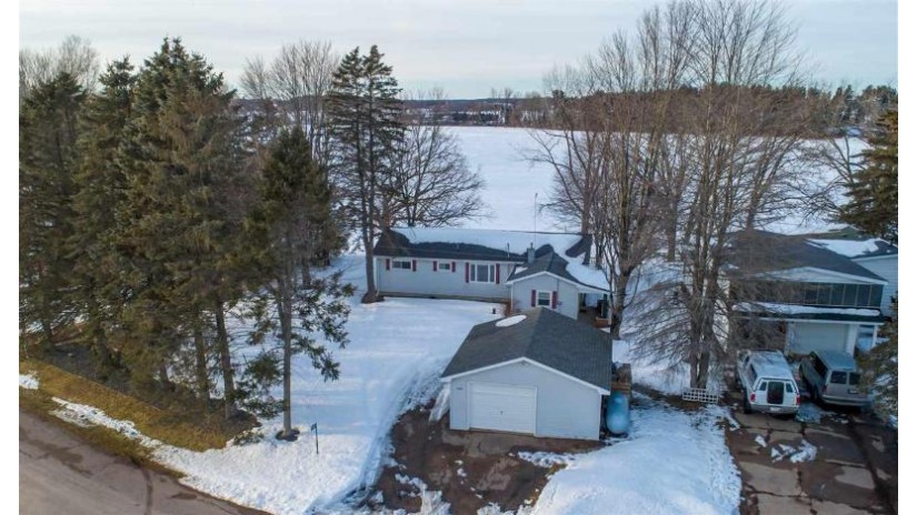 8830 Edgewater Drive Amherst Junction, WI 54407 by Kpr Brokers, Llc $269,900