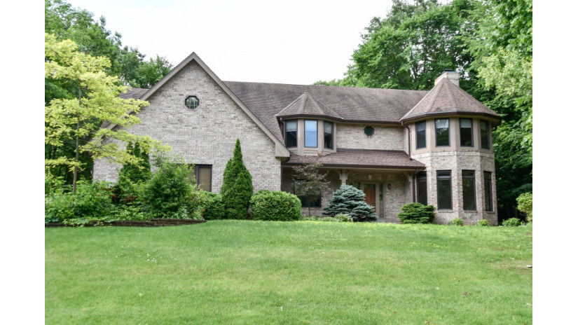 12055 W Whitaker Ave Greenfield, WI 53228 by Shorewest Realtors $415,000