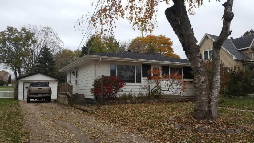 66 Cedar St Hartford, WI 53027 by Allied Realty Group LLC $149,900