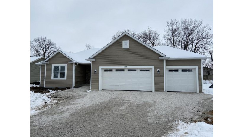 1539 Mulberry St Hartford, WI 53027 by Harbor Homes Inc $299,900